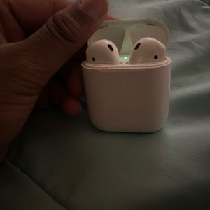 these air pod generation 1